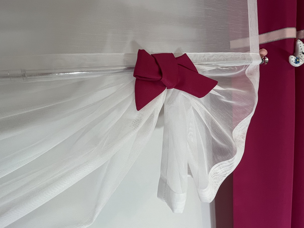 Duże zdjęcie produktu Panel Renia z różowymi kokardkami