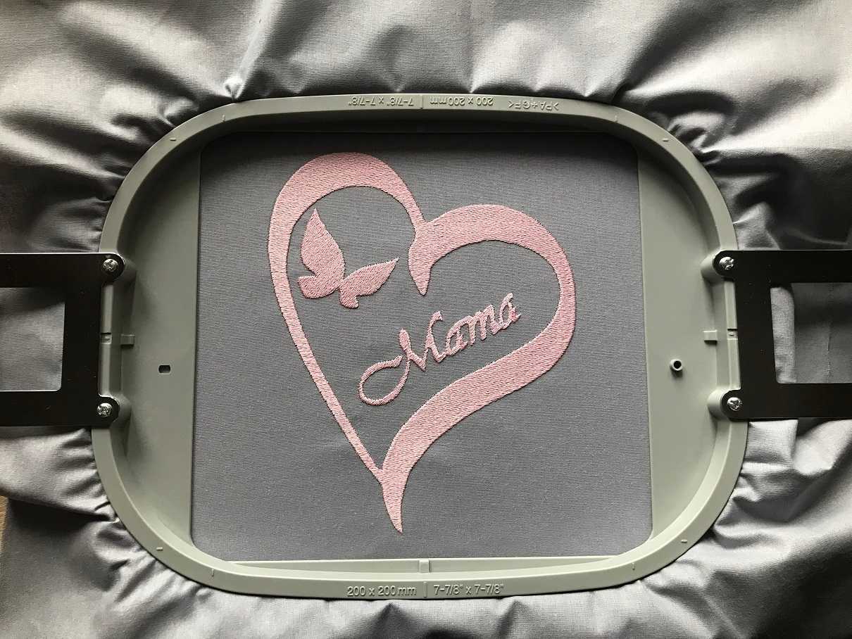 Zdjęcie haftu na dzień mamy