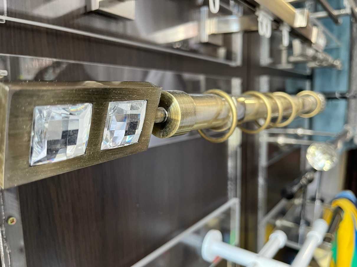 Zdjęcie końcówek ozdobnych do karniszy 2